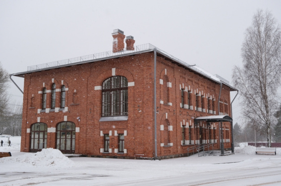 В Окуловке отреставрировали здание купеческого клуба XIX века