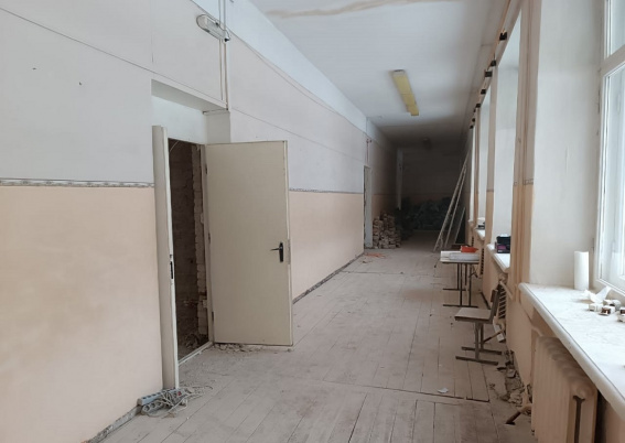 В Боровичах начался капитальный ремонт двух школ