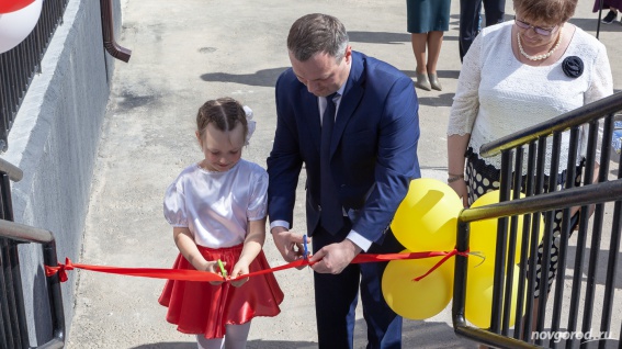 В Великом Новгороде состоялось торжественное открытие детского сада на Речной