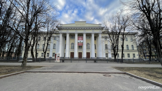 В Новгородском музее-заповеднике возобновили проект «Открытая пятница»