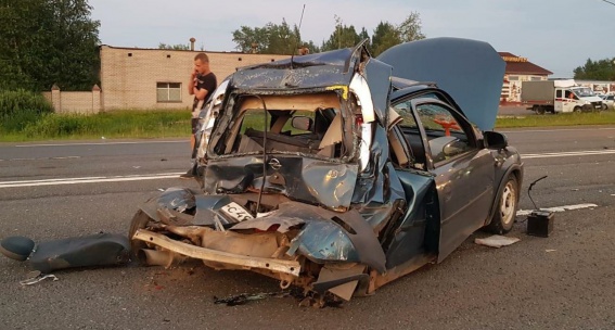 За выходные на дорогах Новгородской области погибли три человека