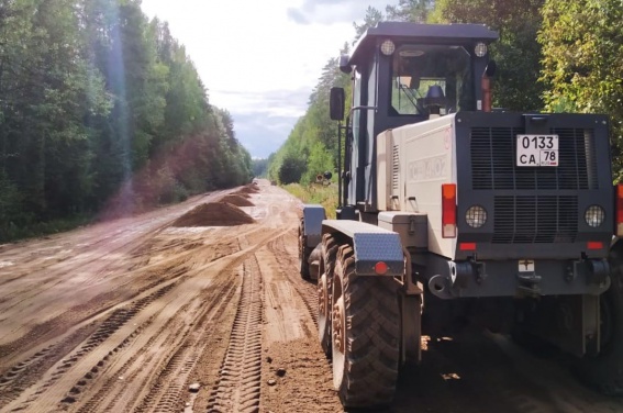 На дороге Любытино — Неболчи — Бокситогорск восстанавливают покрытие