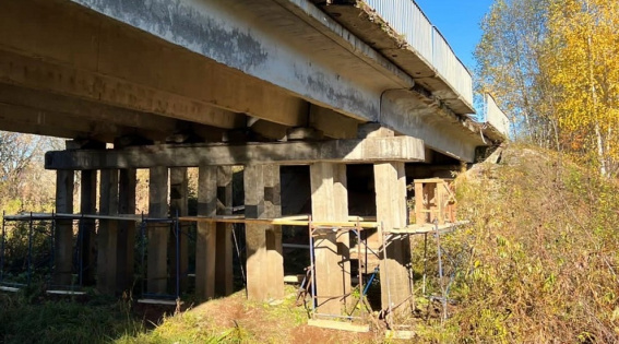 В Маловишерском и Любытинском районах восстанавливают мосты