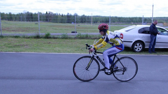 Анна Тихонова завоевала бронзу на чемпионате России по велоспорту-шоссе