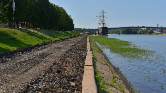 Понтон для маломерных судов в рамках реконструкции набережной Невского установят до конца 2023 года