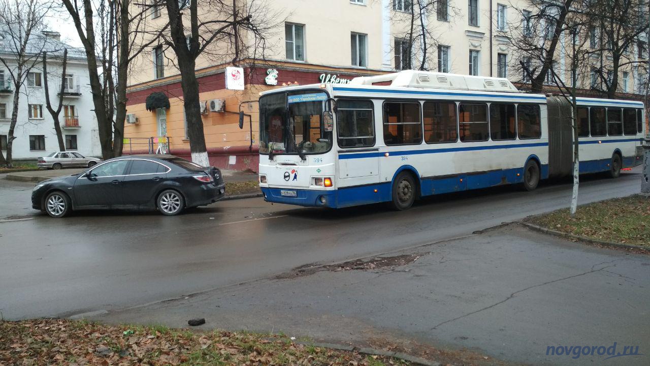 Транспорт великий новгород. Автобус Великий Новгород Людогоща 4.