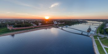Панорама: Новгородский кремль на закате