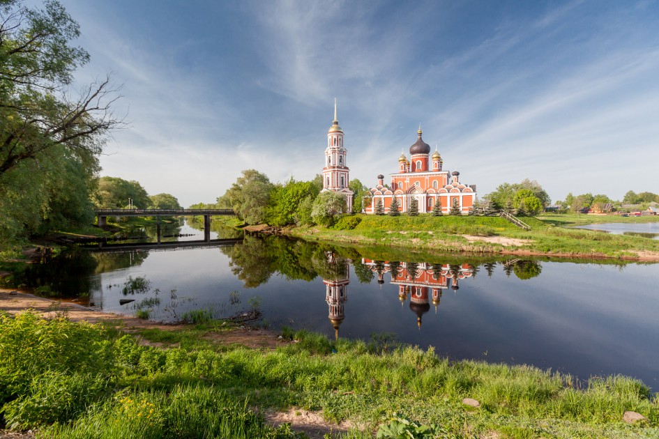 Великий новгород старая русса. Воскресенский собор Старая Русса. Воскресенский собор Новгород. Великий Новгород Старая Русса Валдай. Архитектура Старая Русса.