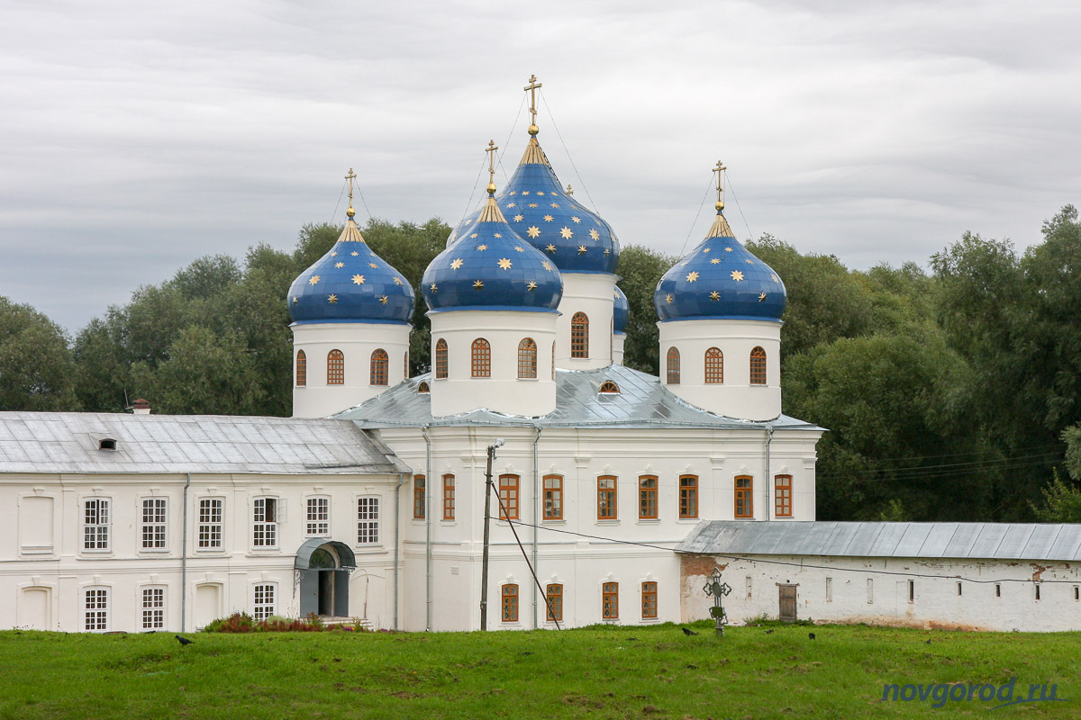 Юрьев монастырь великий новгород фото