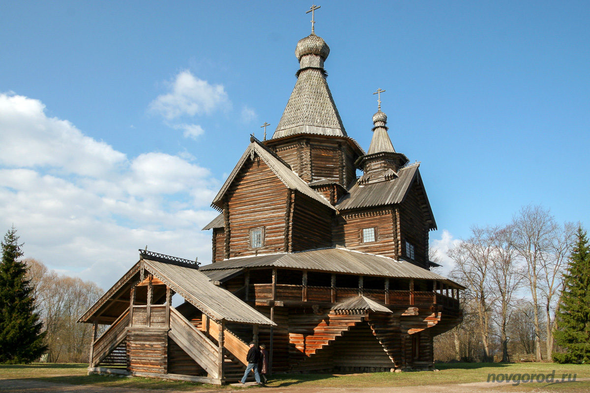Церковь Рождества Богородицы (XVI век) из села Передки Боровического района